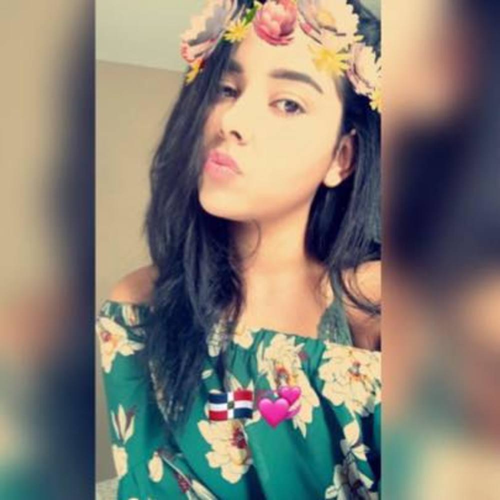 Meet your Posher, Camille